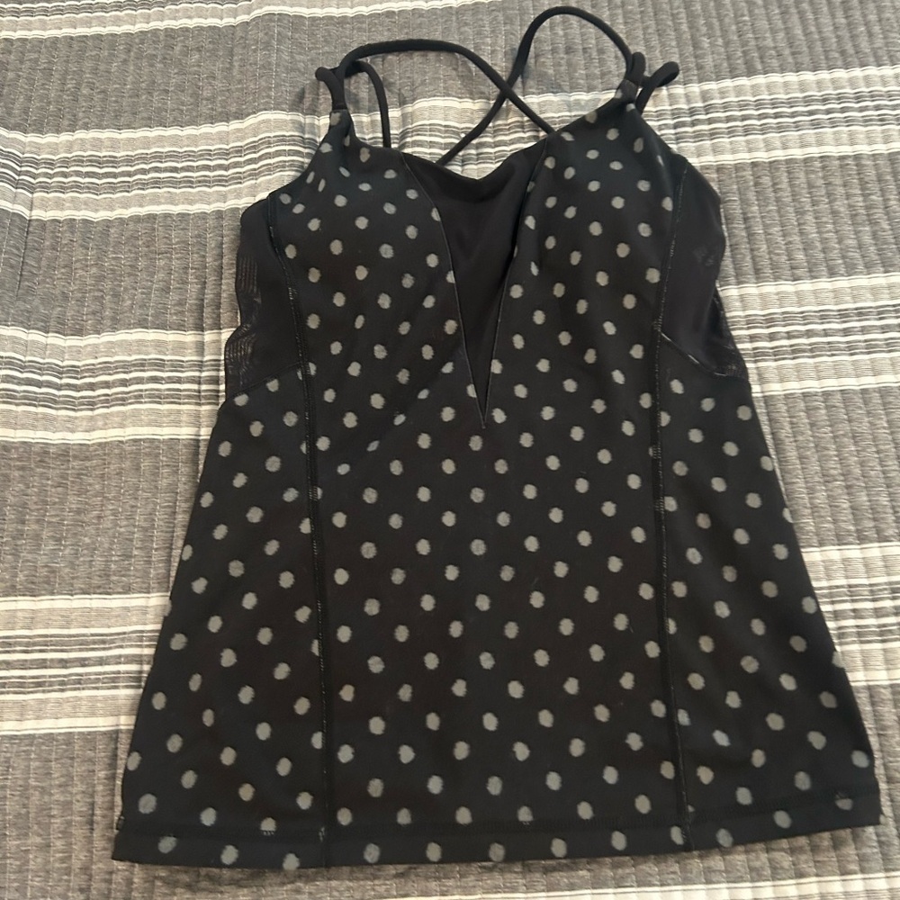 Lululemon Polkadot Women’s Size 6 tank with mesh back panel